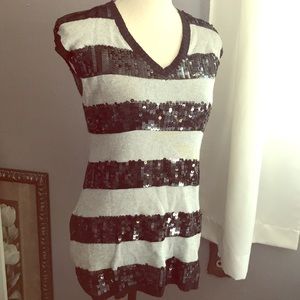 Black and Grey Tunic Sweater w Sequins